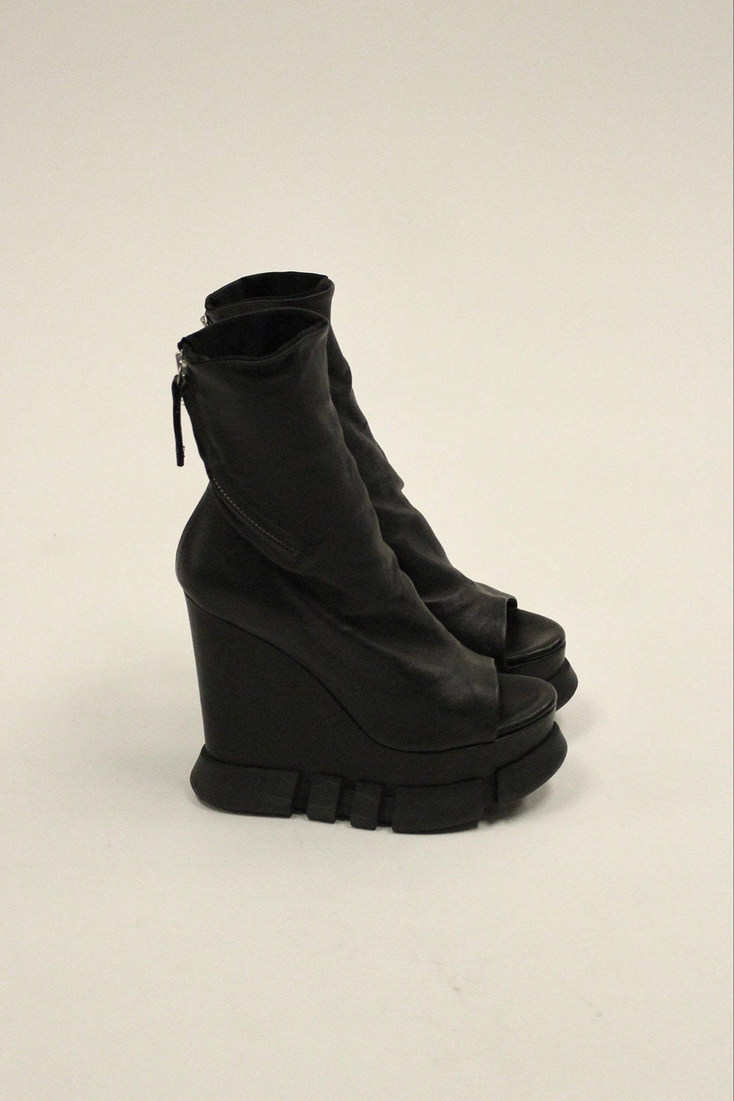 Cinzia Araia Leather Open-Toe Heels