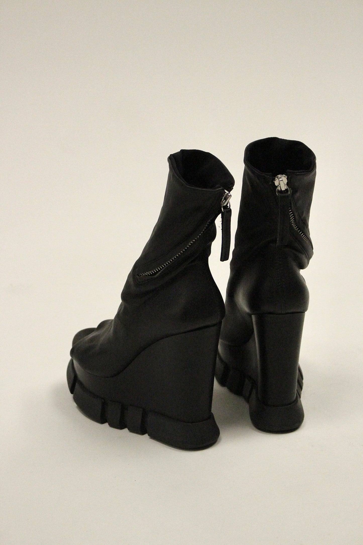 Cinzia Araia Leather Open-Toe Heels