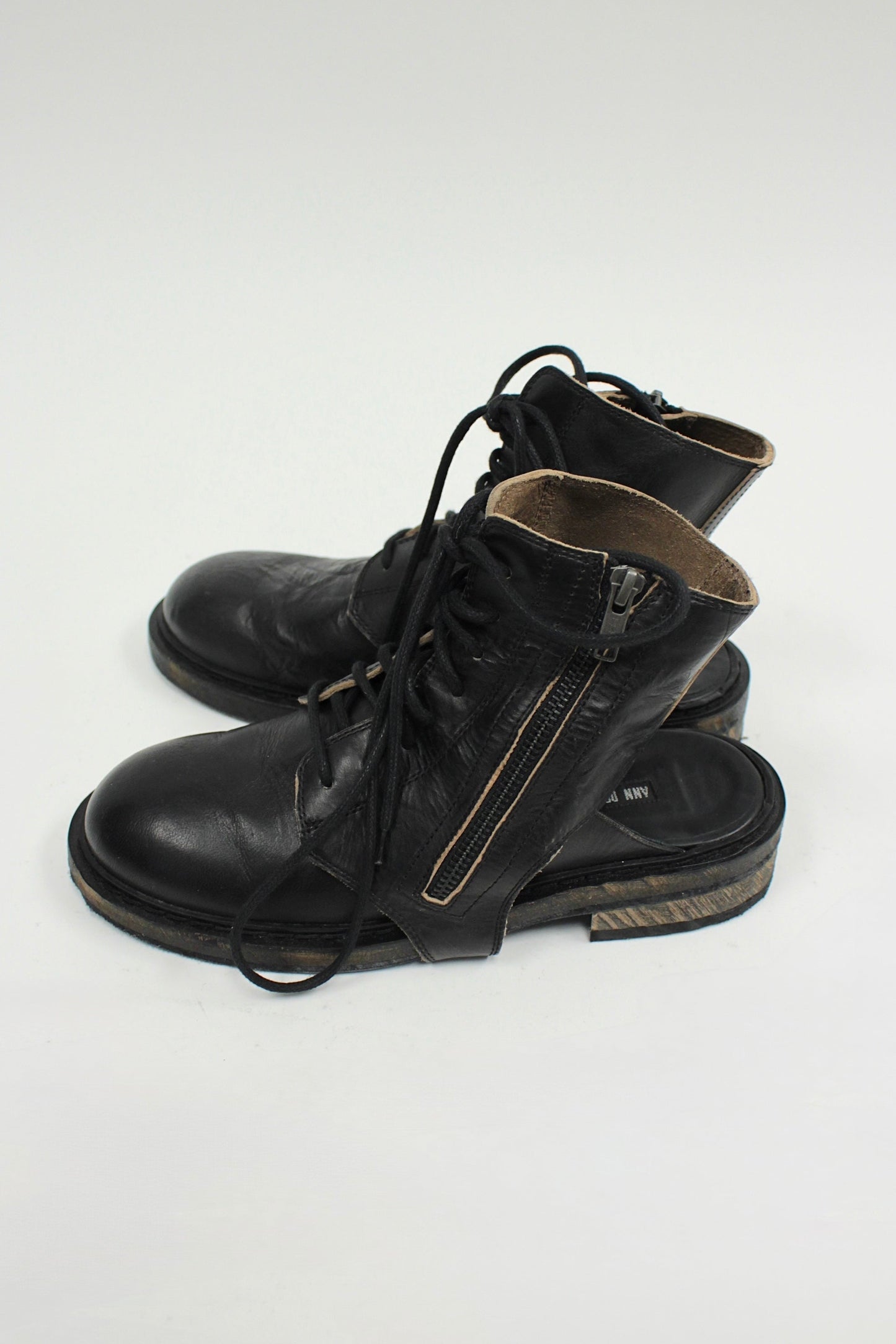 S/S17 Ann Demeulemeester Glace Nero Washed Convertible Boots