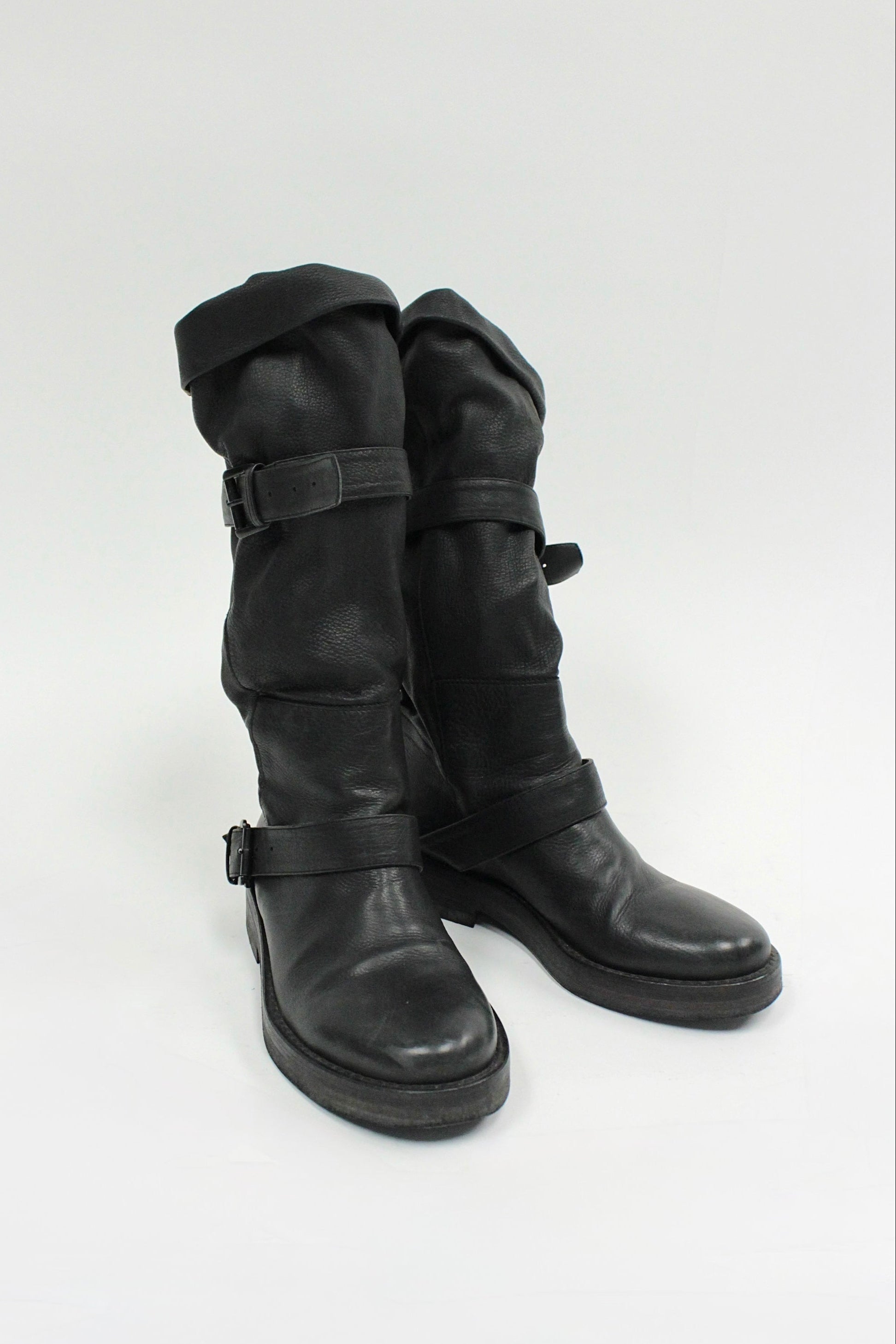 Ann Demeulemeester – Esk Noire