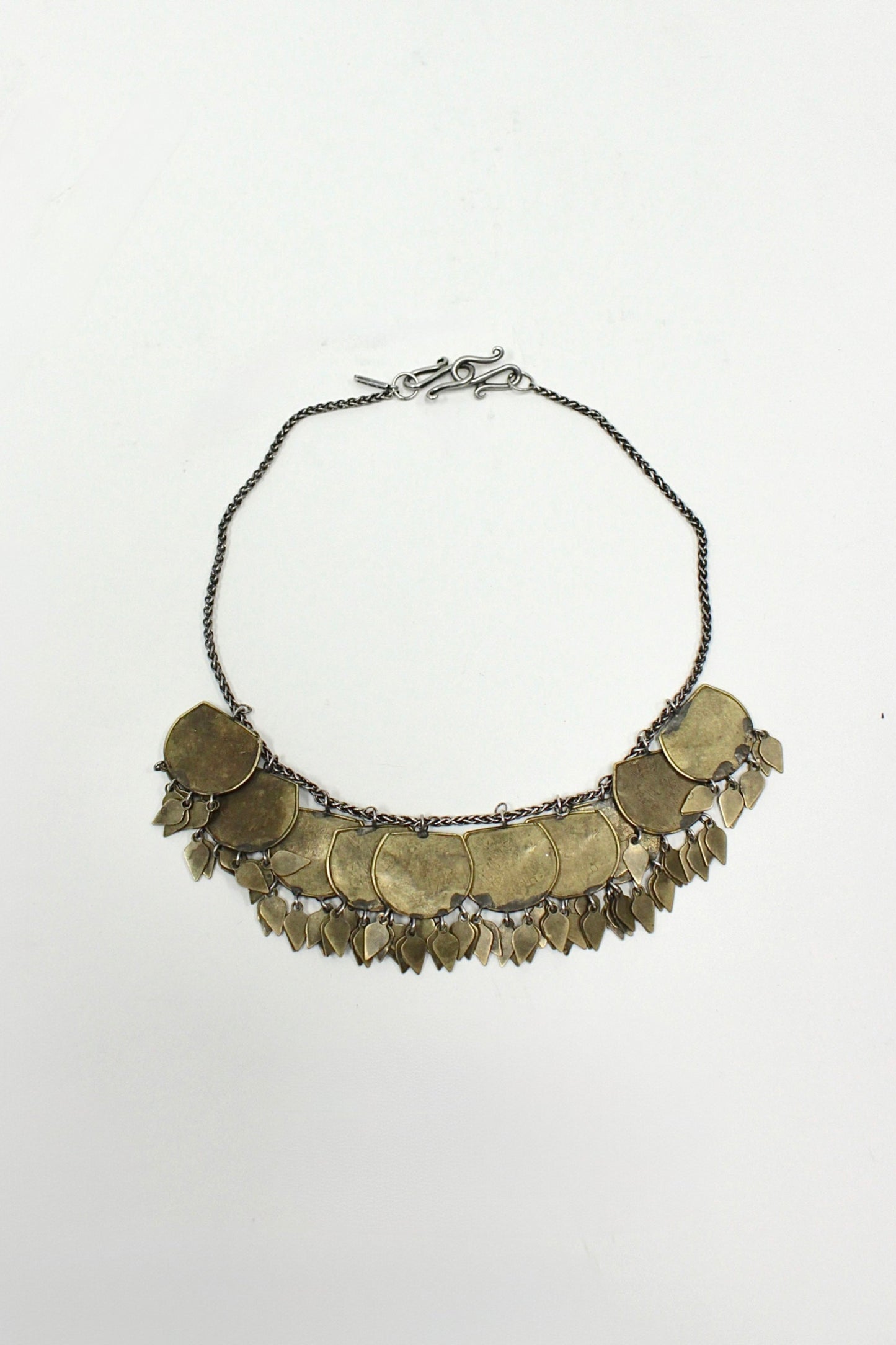 Goti Metal Motif Necklace