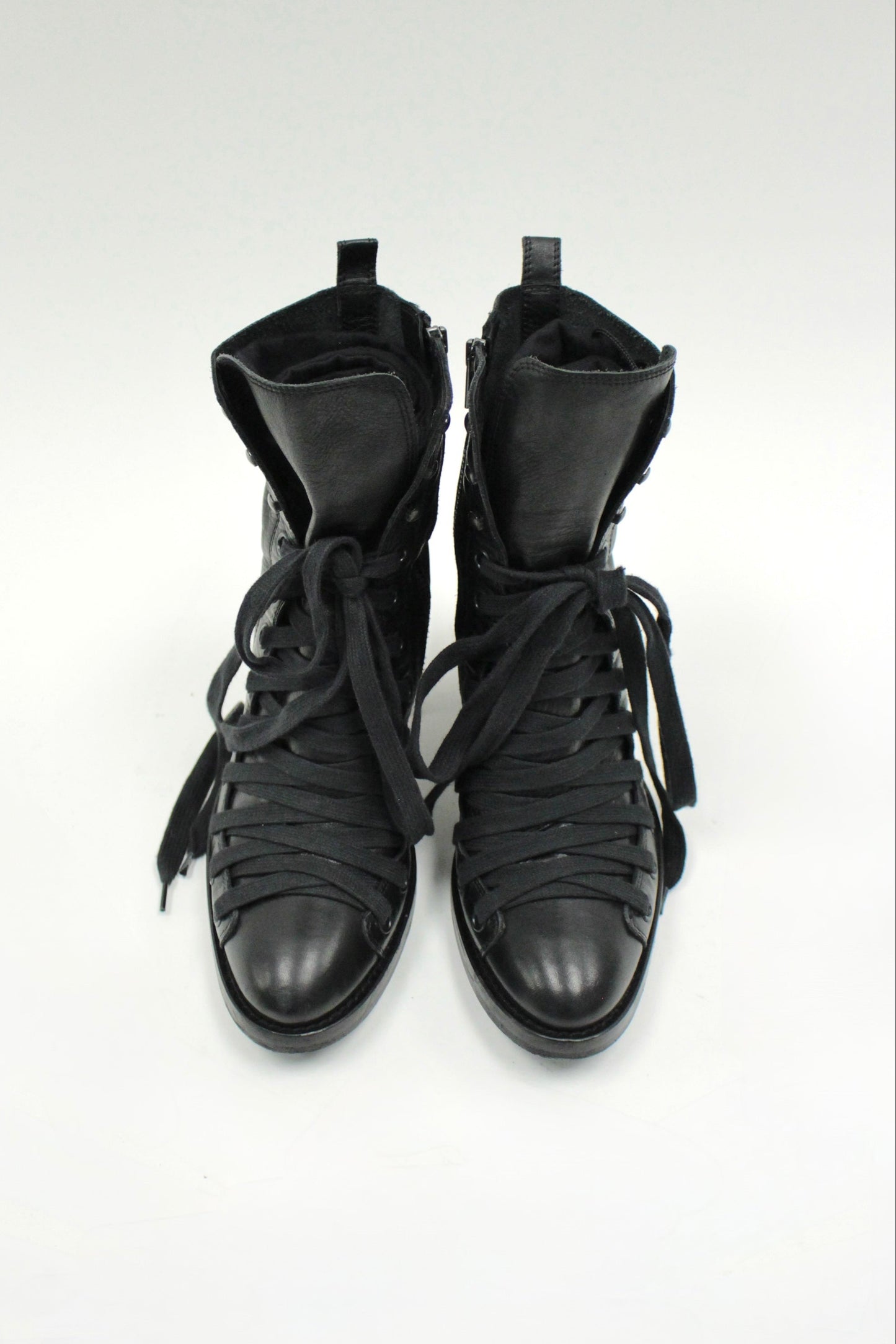 S/S09 Ann Demeulemeester Vitello Grana Nero Lace-Up Ankle Boots
