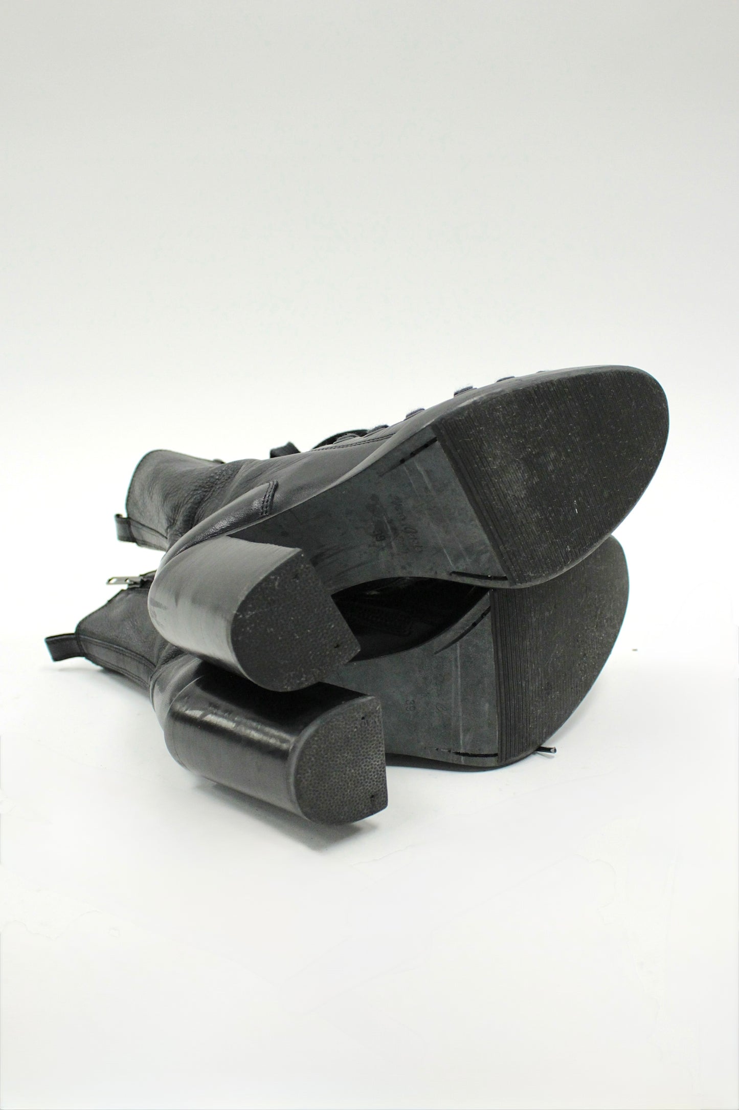 S/S09 Ann Demeulemeester Vitello Grana Nero Lace-Up Ankle Boots